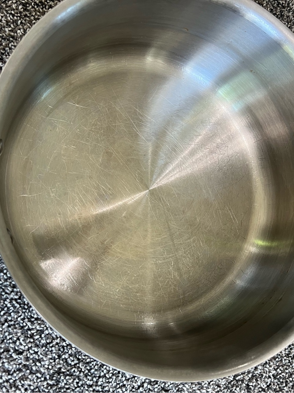 All-Clad D3® Tri-Ply Stainless-Steel Stock Pot 6 Quart with lid - Picture 5 of 9